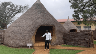 Fotografía de un hogar tradicional de las tribus en Burundi, África.