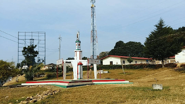Fotografía de un monumento representativo de armonía en Burundi.